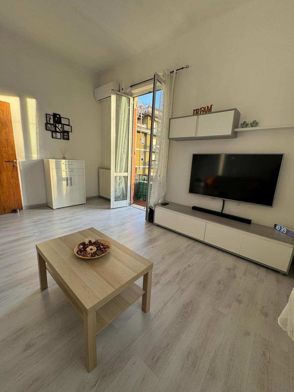 La Casa Di Carlotta Daire Ceparana Dış mekan fotoğraf