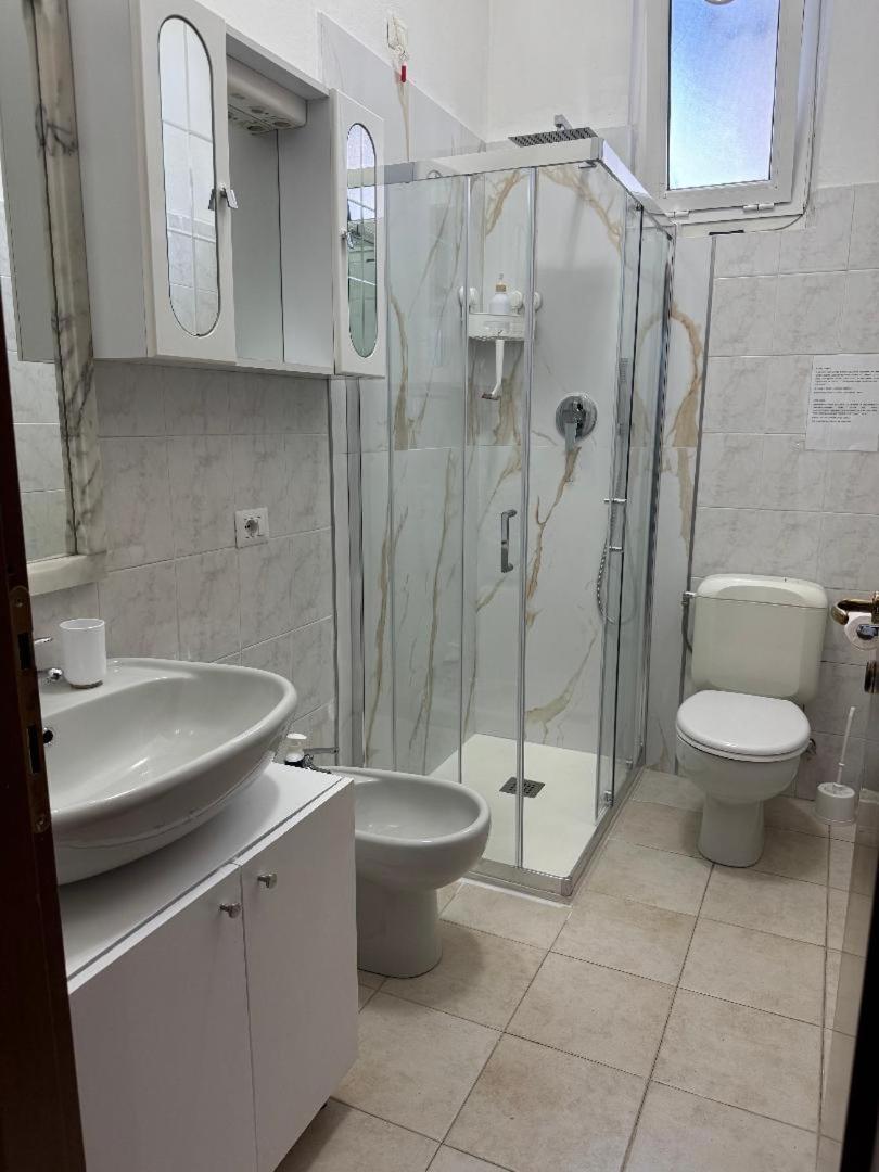 La Casa Di Carlotta Daire Ceparana Dış mekan fotoğraf